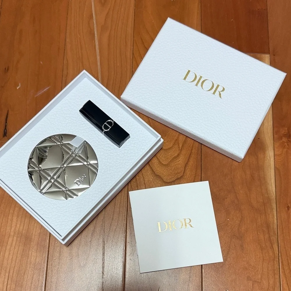 Dior sophisticated set
